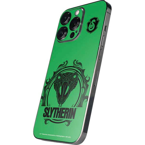 Wizarding Worlds Harry Potter Slytherin Illustration iPhone 14 Pro Skin